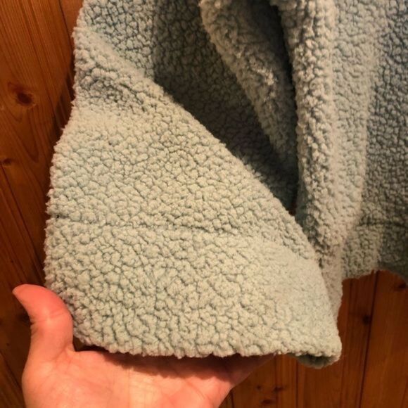 Gap Sherpa Mock Neck Pull Over Size Small - Picture 15 of 15